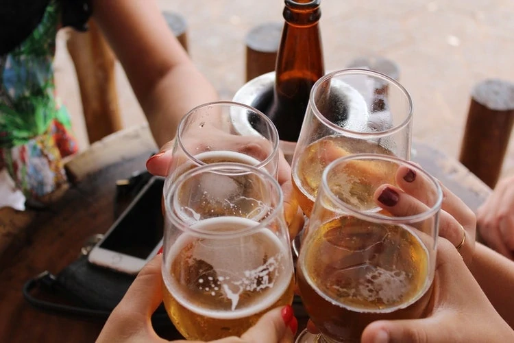 beer cheers