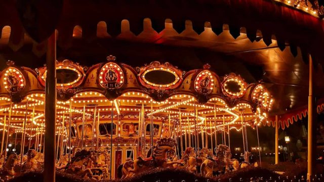 Hong Kong Disneyland Resort – Carousel – Attraction – Dynamic Pricing Hong Kong Disneyland Resort - Carousel - Attraction - Dynamic Pricing